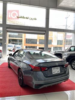 نيسان ألتيما